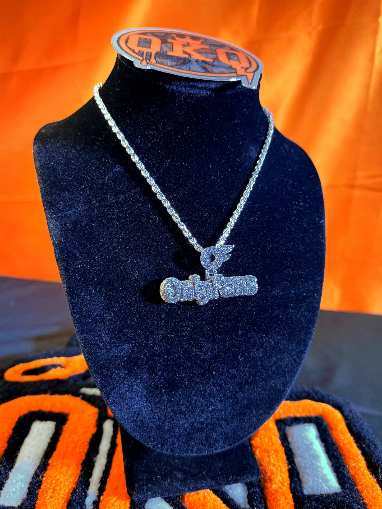 Only Fans Style Lab Grown Diamond Pendant
