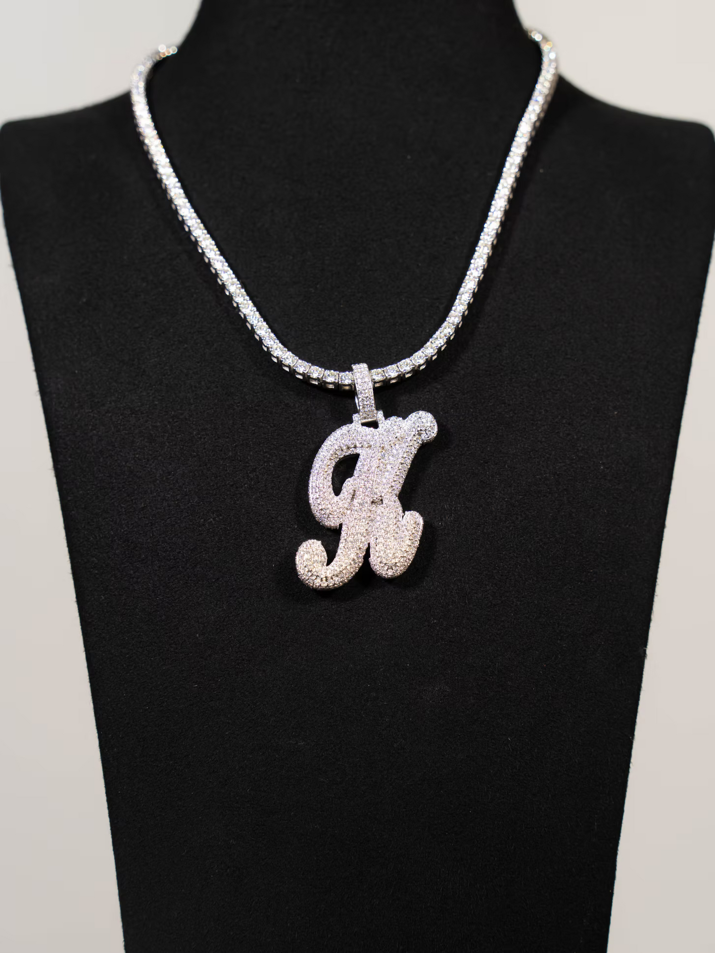 K Cursive Lab Grown Diamond VVS Pendant