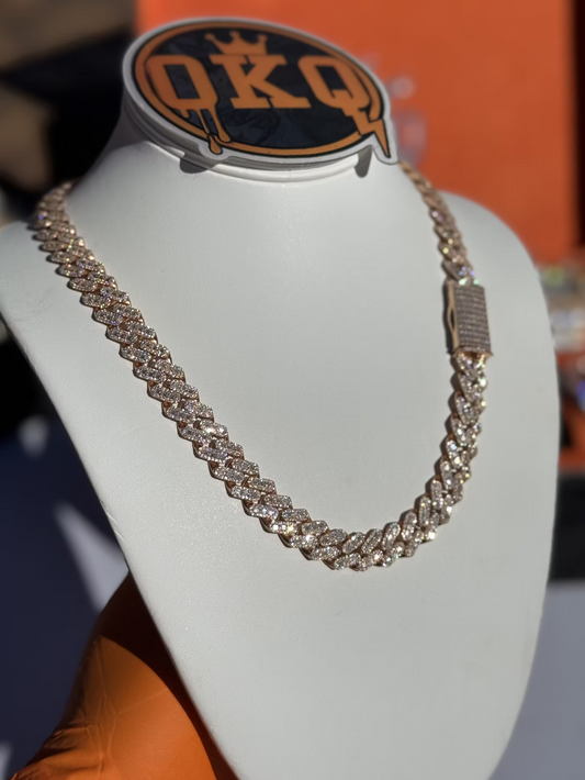 12mm Emerald and Round Cut Moissanite Cuban Chain