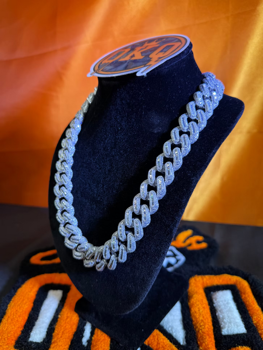 20mm Natural Diamond Cuban Chain with Baguettes