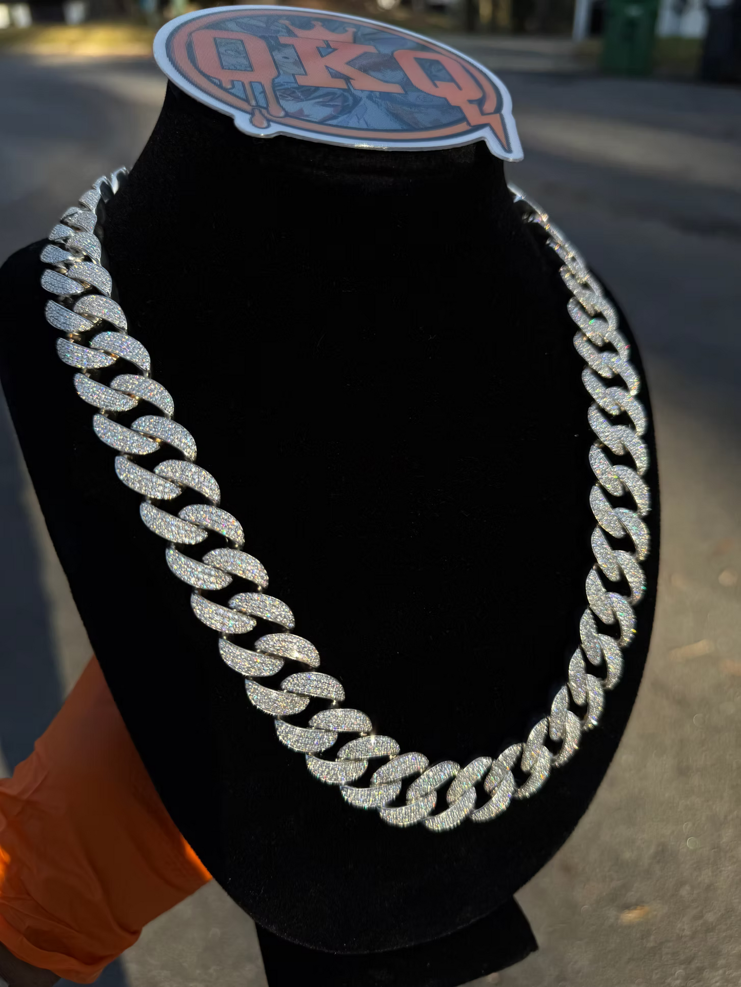 18mm Round Style Moissanite Cuban Chain