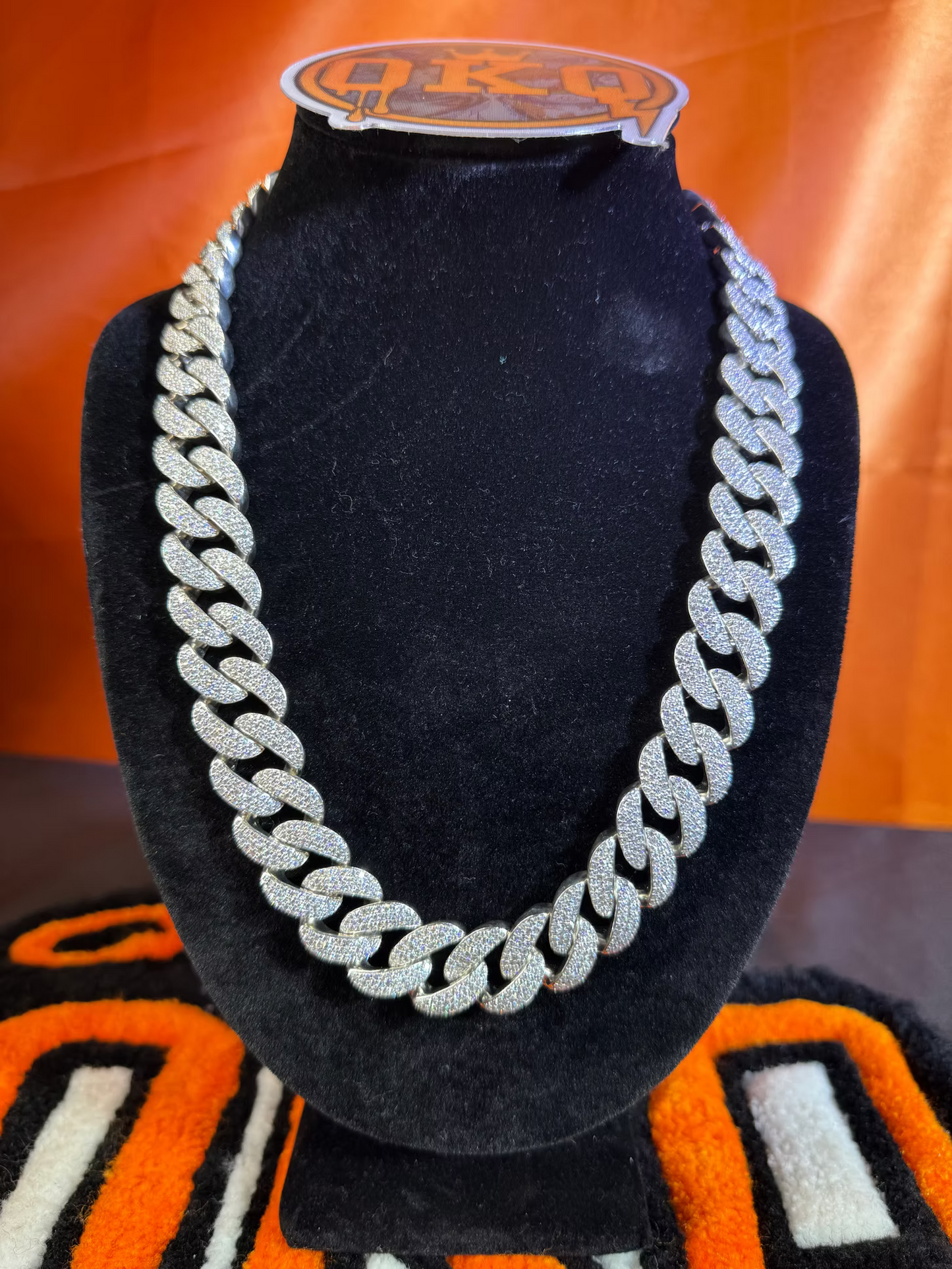 18mm Round Style Moissanite Cuban Chain