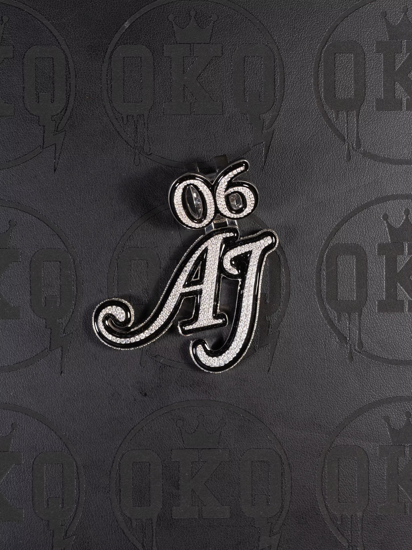 AJ 06 VVS Natural Diamond Black Trim Pendant