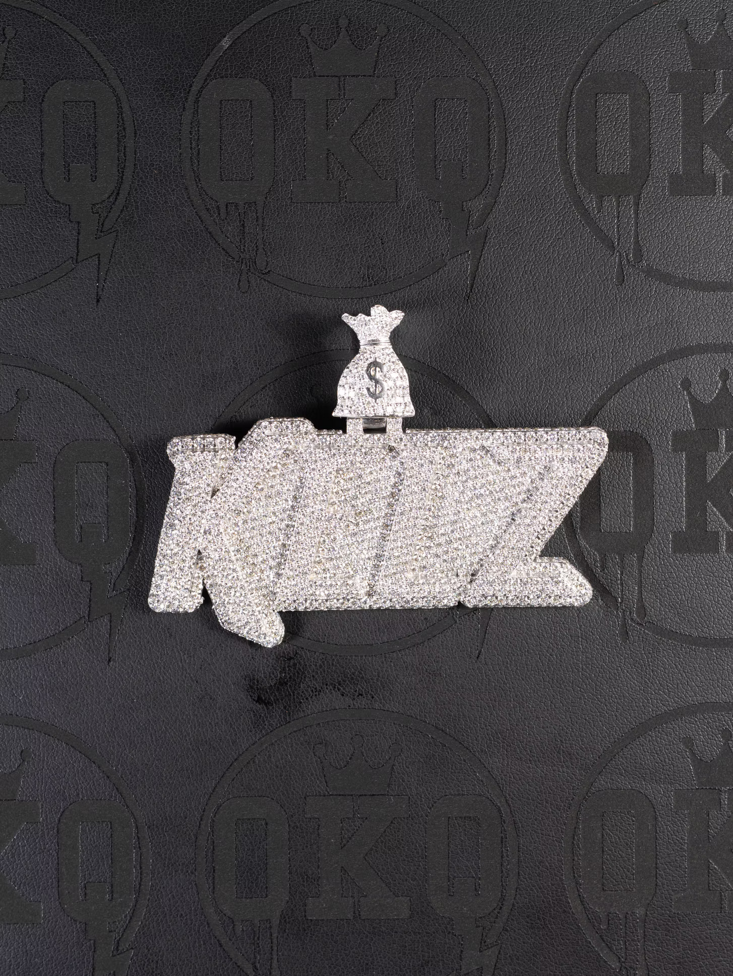 Kelz Money Bag VVS Natural Diamond Pendant