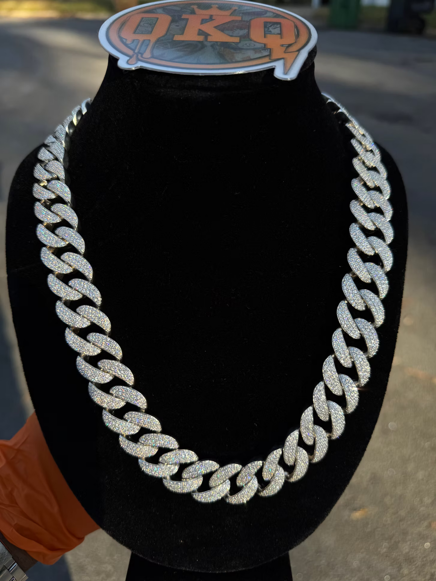 18mm Round Style Moissanite Cuban Chain