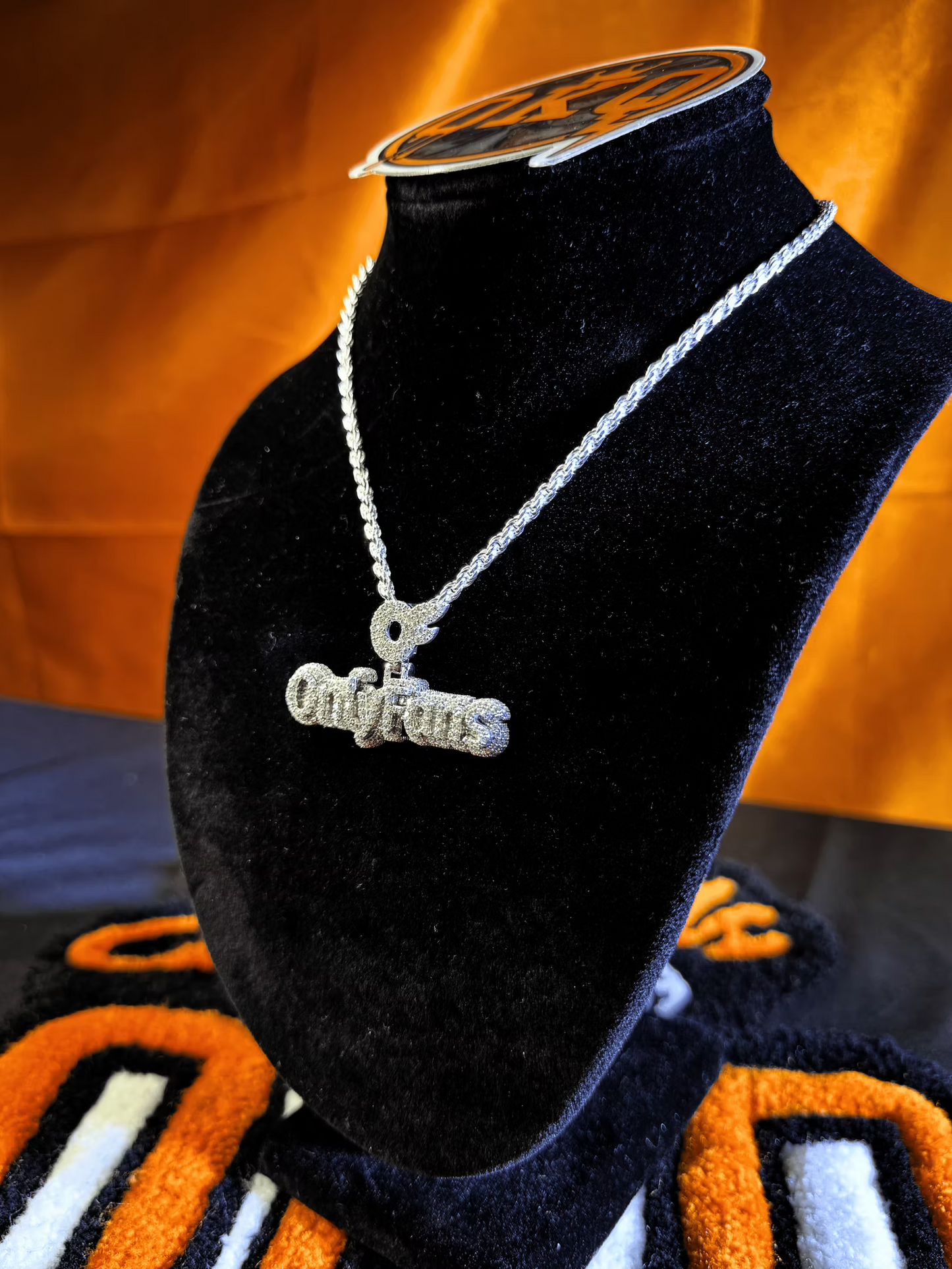 Only Fans Style Lab Grown Diamond Pendant
